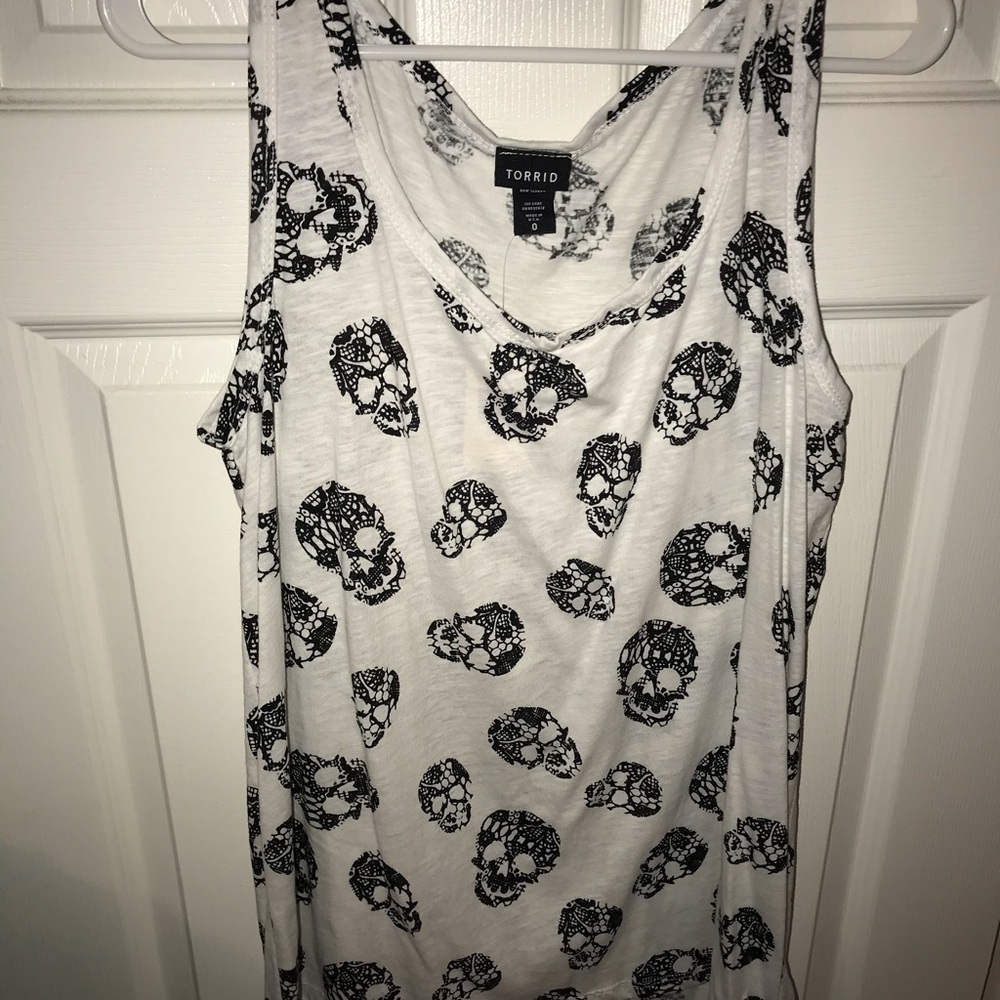 NWT Torrid skull tank Size 0